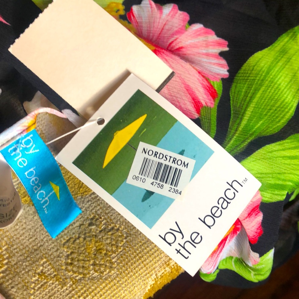 Tropical flower scarf “By The Beach” 26” x 64” Hibiscus and palm leaves NWT
